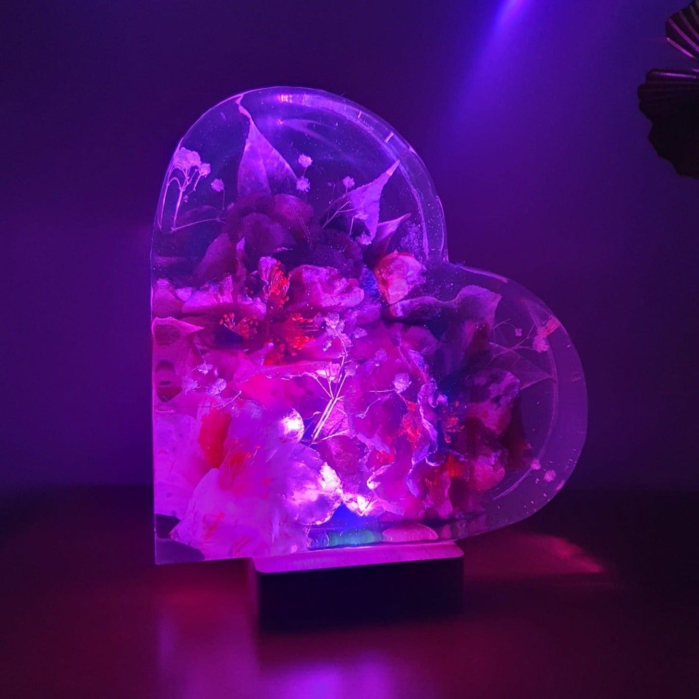 Resin and flower lamp - Heart