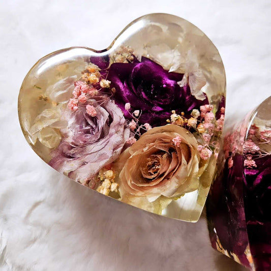 Hexagonal bouquet + heart paperweight package