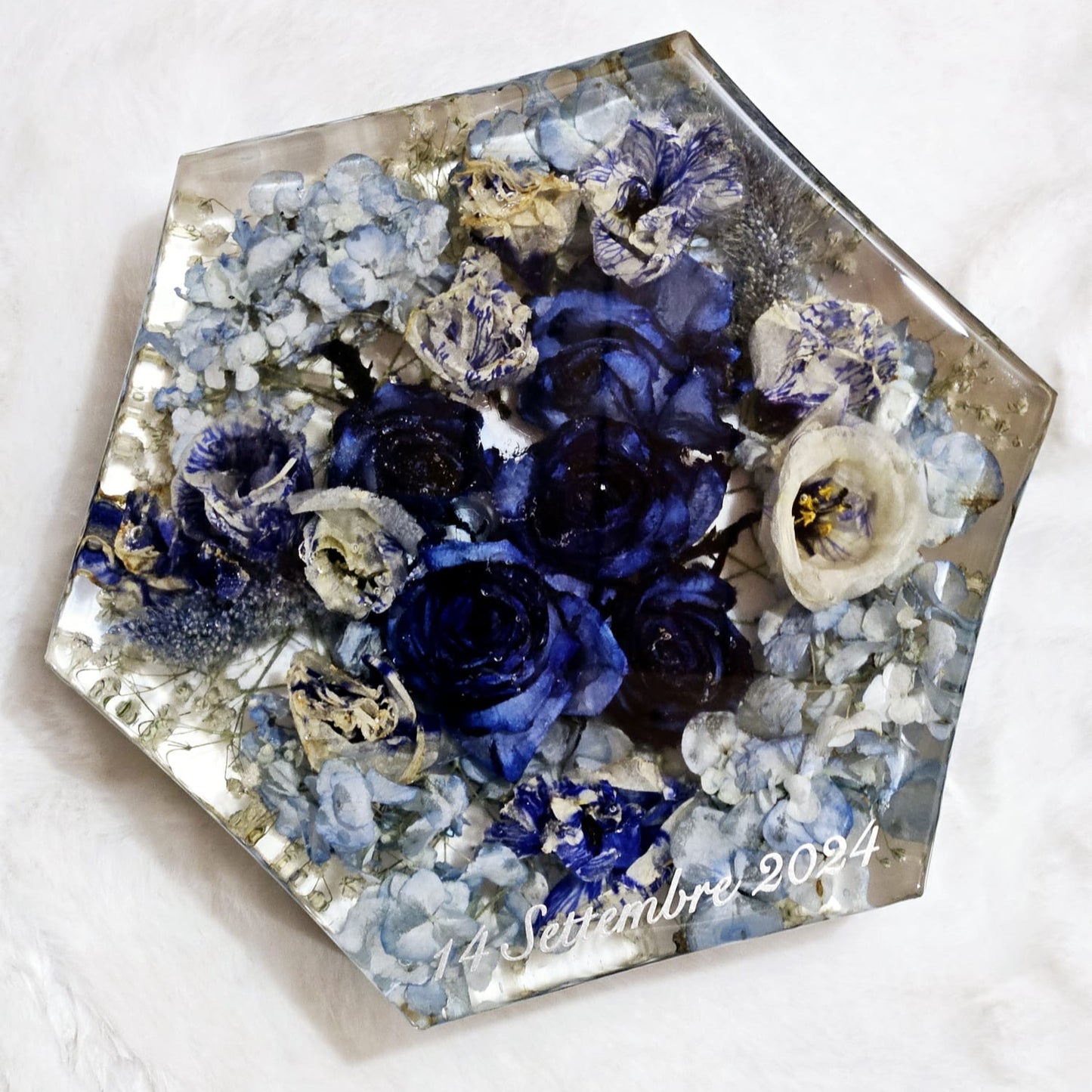 Resin bouquet preservation - hexagonal shape