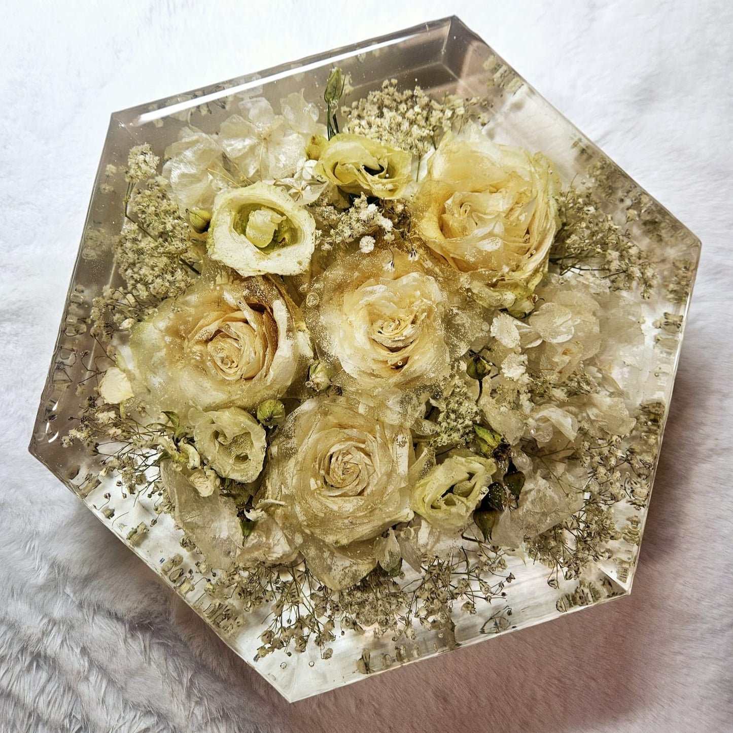 Resin bouquet preservation - hexagonal shape