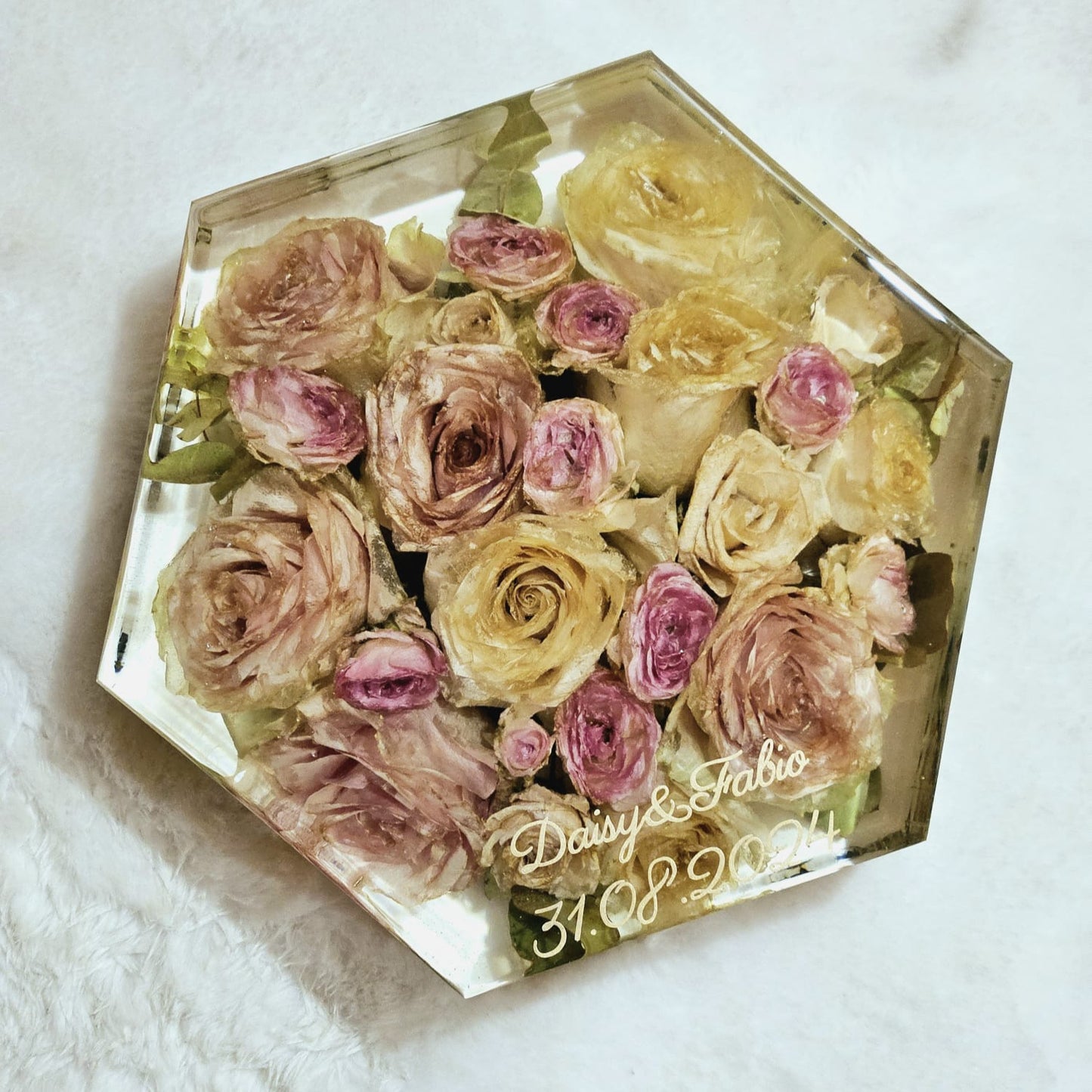 Resin bouquet preservation - hexagonal shape