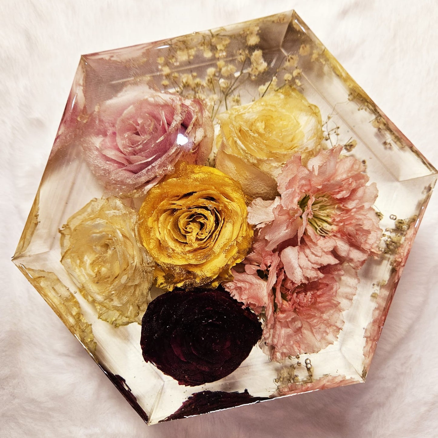 Resin bouquet preservation - hexagonal shape