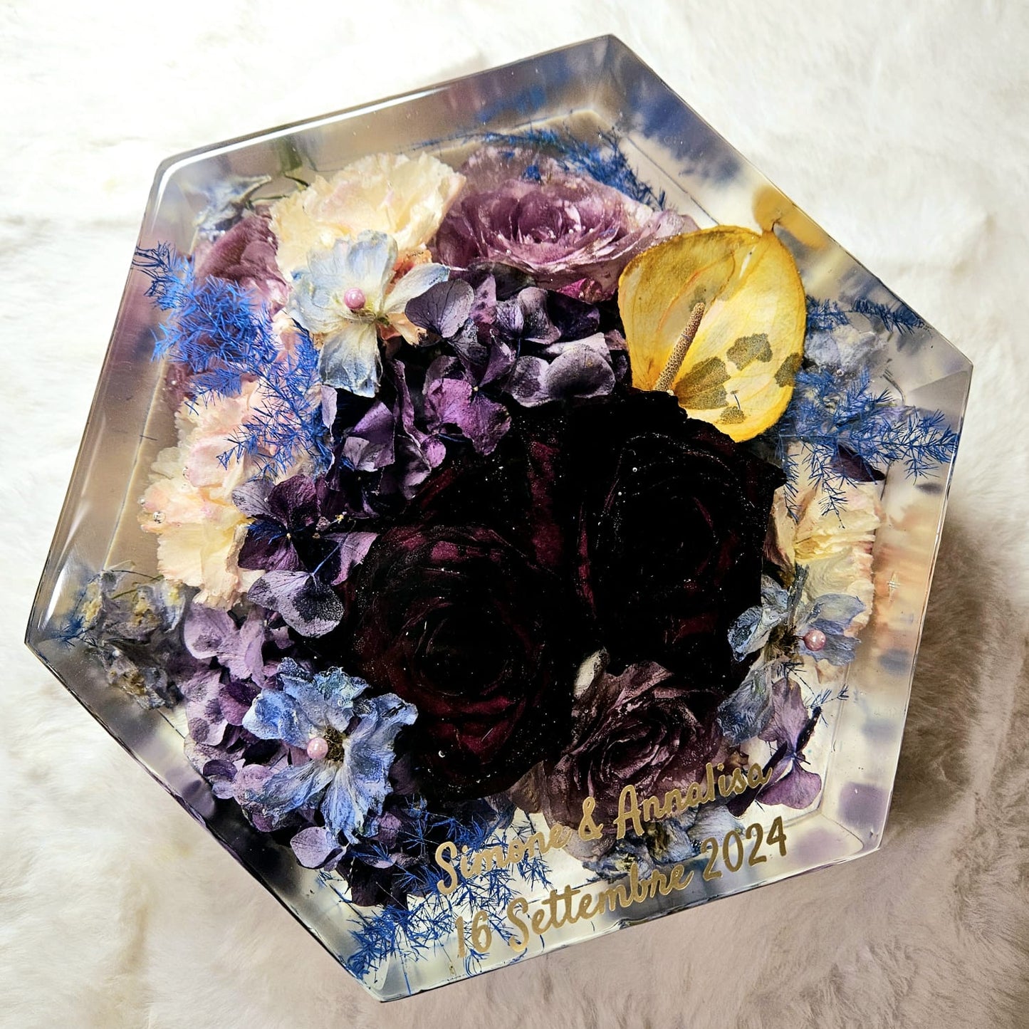Resin bouquet preservation - hexagonal shape