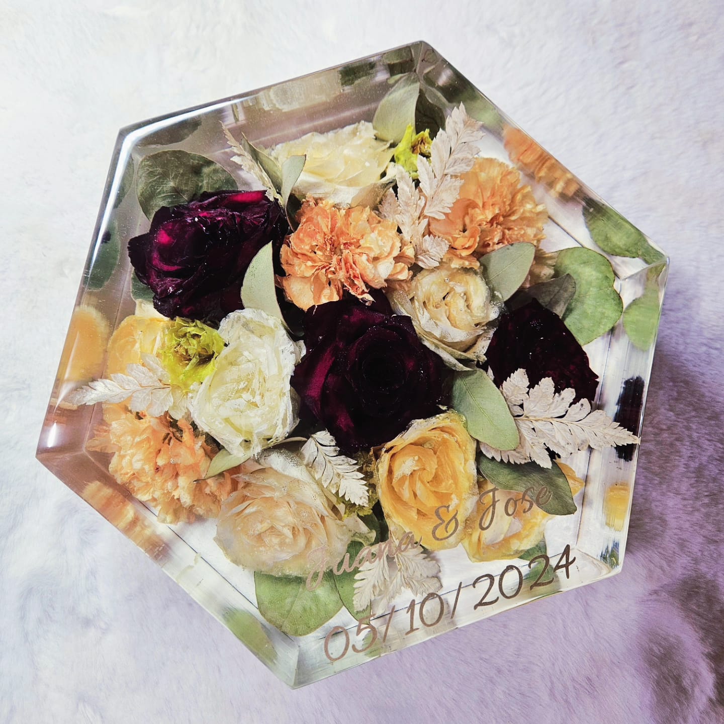 Resin bouquet preservation - hexagonal shape