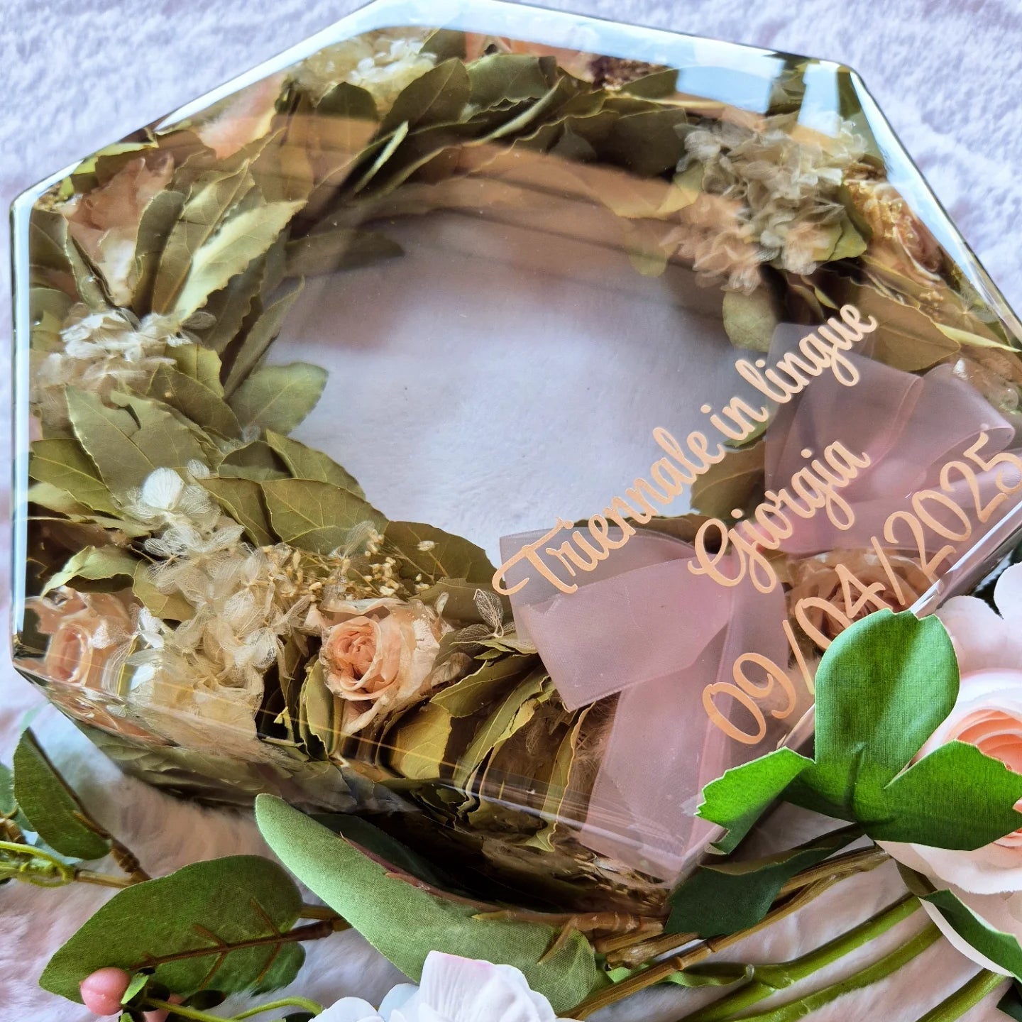 Conservazione corona di laurea in resina