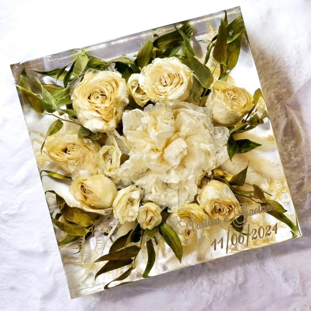 Resin bouquet preservation - square shape