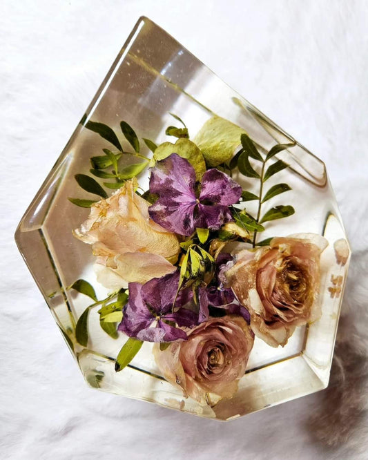 Resin bouquet preservation - bud shape