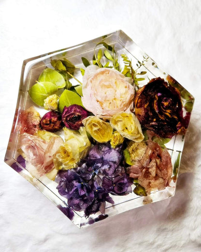 Resin bouquet preservation - hexagonal shape