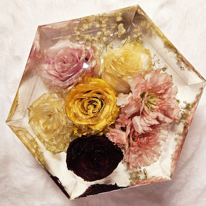 Resin bouquet preservation - hexagonal shape