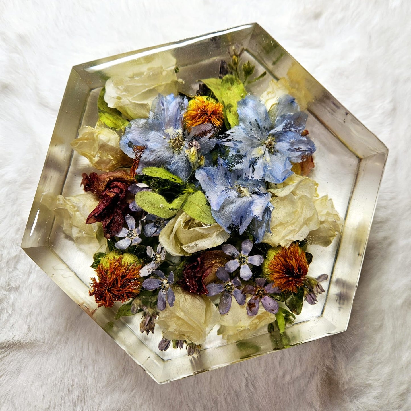 Bridal bouquet preservation - hexagonal shape