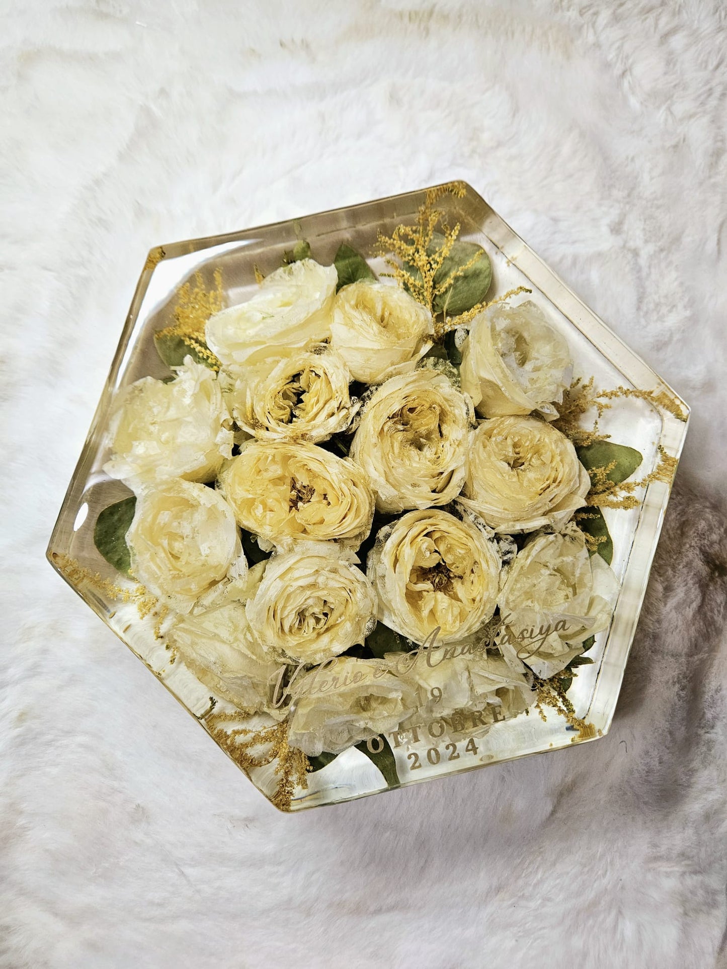 Bridal bouquet preservation - hexagonal shape