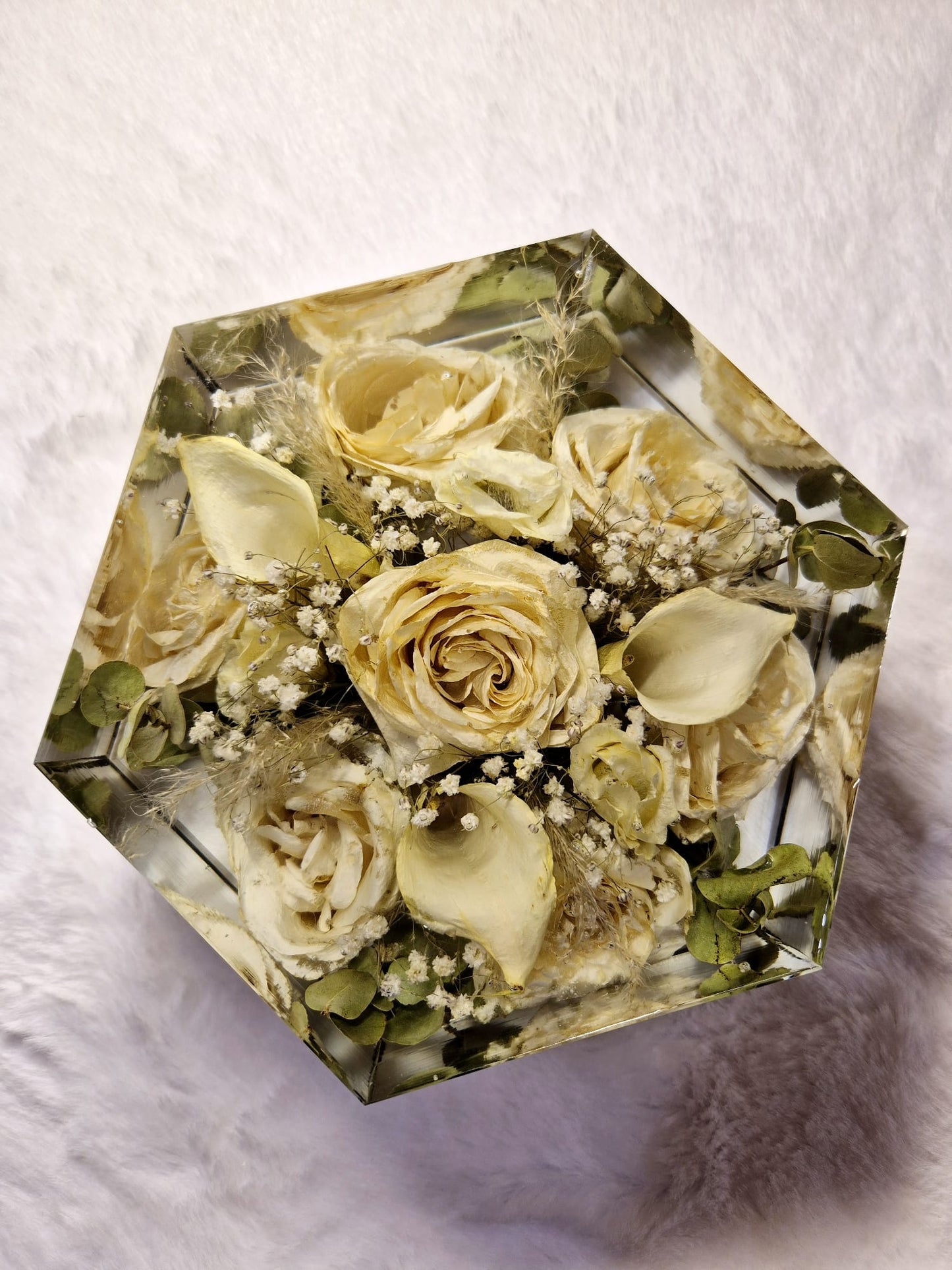 Bridal bouquet preservation - hexagonal shape
