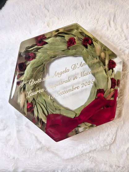 Resin laurel wreath