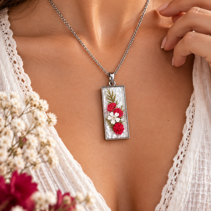 Ciondolo Hanami | Argento, fiori e resina